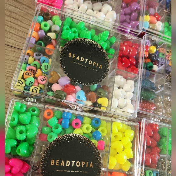 6x Random Beadtopia Colorful Bead Set Letters Shapes Colors Crafts Art New - Picture 3 of 6